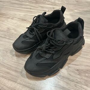 Steve Madden Men's Possess Sneakers
